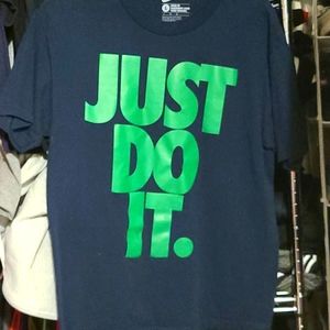 Nike jdi tee